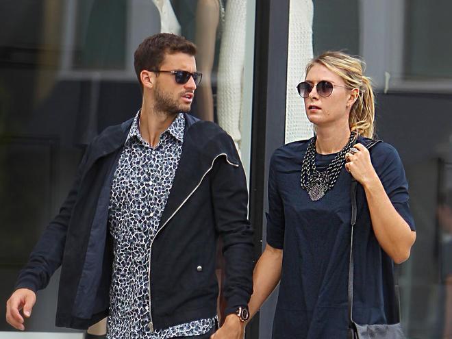 包含莎拉波娃意外战胜巴黎圣日耳曼，比赛局势复杂引爆全场！的词条